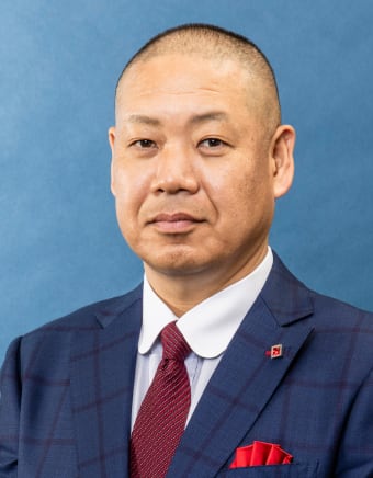 代表取締役 松﨑 隆司 TAKASHI Matsuzaki